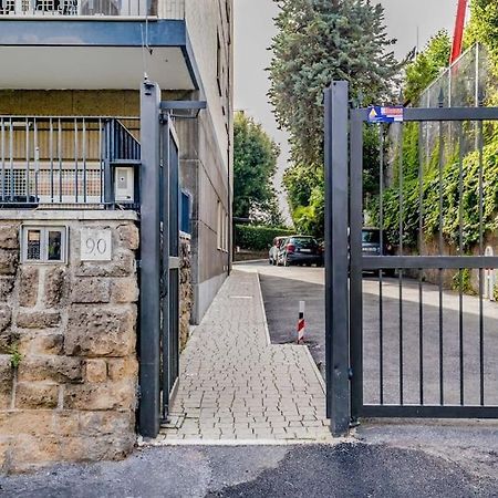 Luxury Apartment Front Of Cavalieri Hilton Hotel Roma Exterior foto
