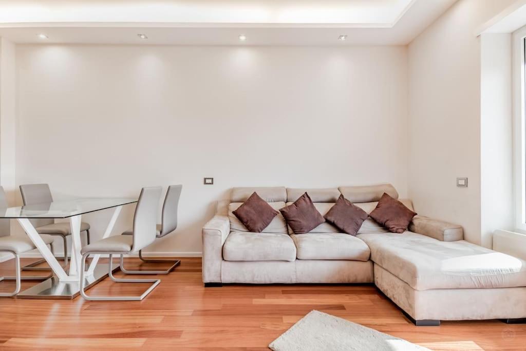 Luxury Apartment Front Of Cavalieri Hilton Hotel Roma Exterior foto